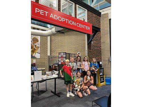BizTown Campers in front of the Pet Adoption Center